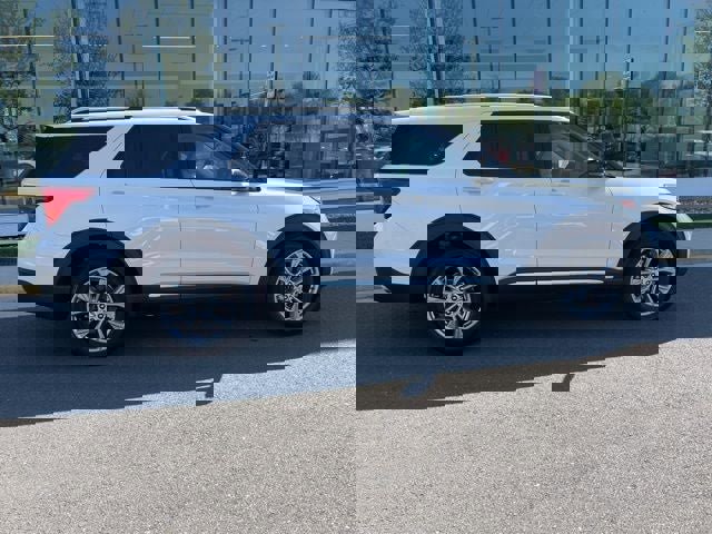 Certified 2023 Ford Explorer Limited w/ Limited Technology Package AWD/4WD image 10