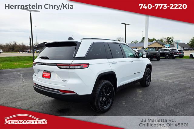 New 2026 Jeep Grand Cherokee Laredo image 29