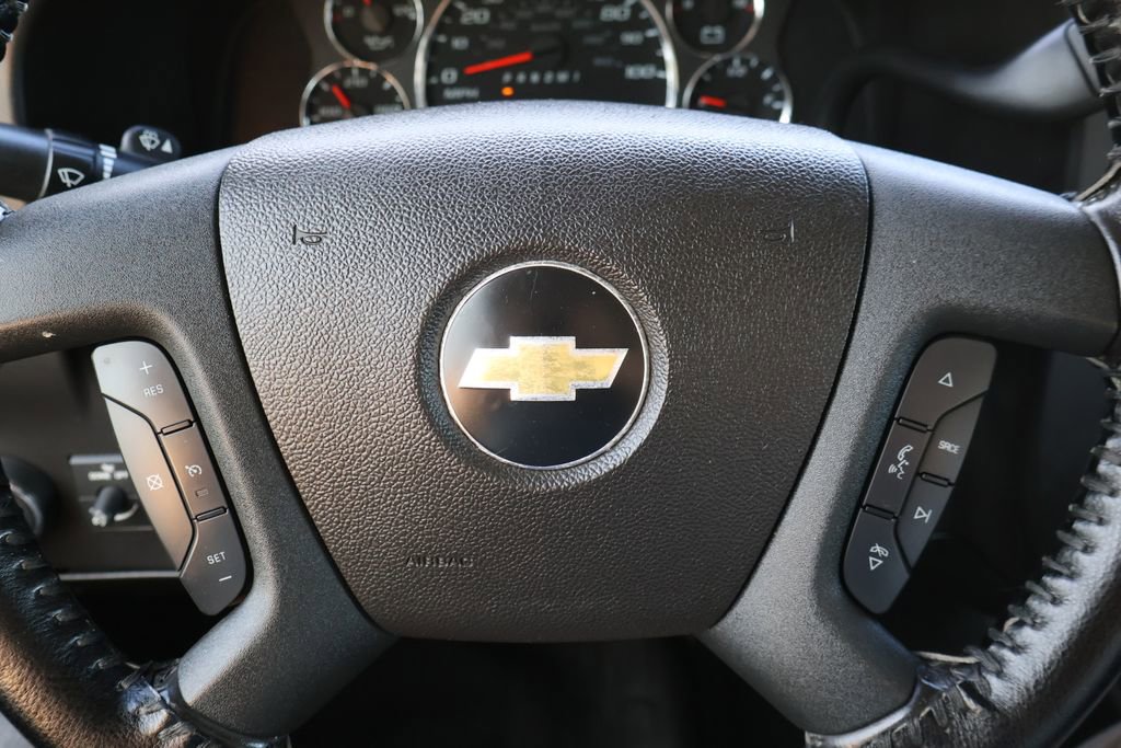 Used 2021 Chevrolet Express 3500 w/ Power Convenience Package image 26