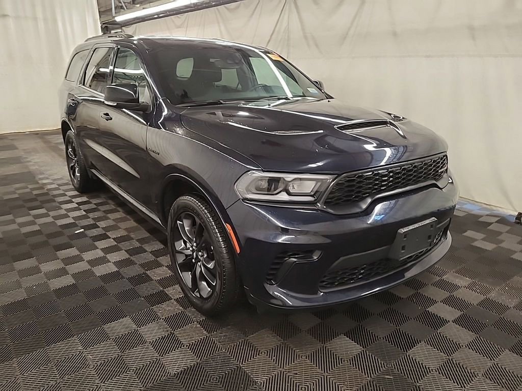 Used 2025 Dodge Durango R/T w/ Blacktop Package AWD/4WD image 3