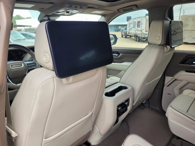 New 2026 GMC Yukon Denali w/ Denali Reserve Package AWD/4WD image 26