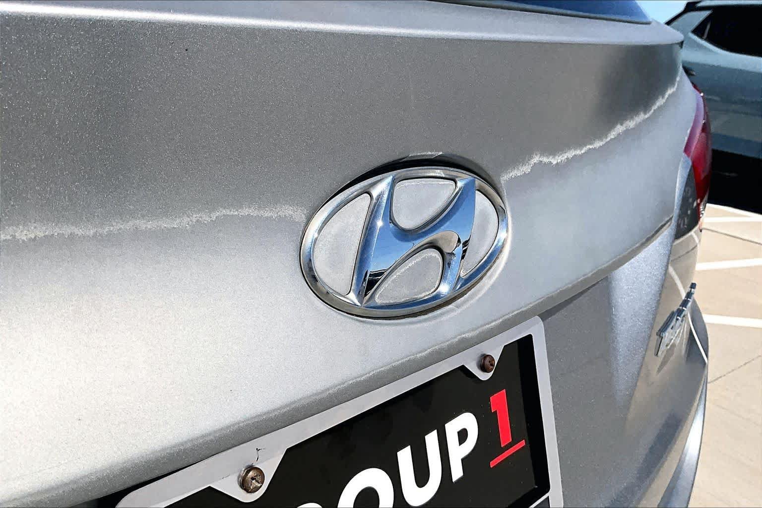Used 2010 Hyundai Tucson GLS FWD image 9