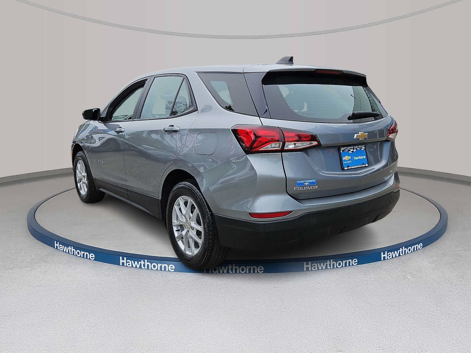 Certified 2023 Chevrolet Equinox LS AWD/4WD image 4