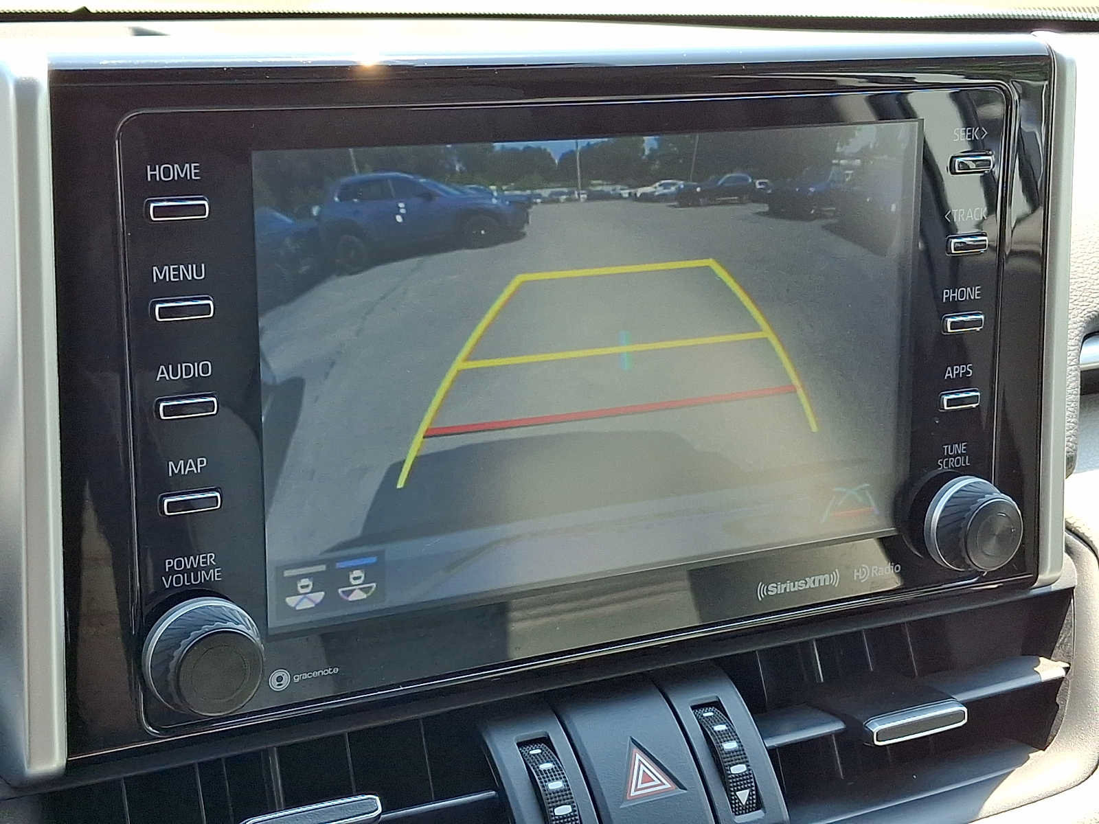 Used 2019 Toyota RAV4 Limited w/ Carpet Mat Package AWD/4WD image 16