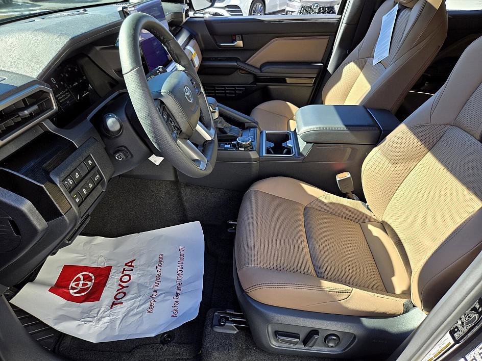 New 2025 Toyota 4Runner Limited image 9