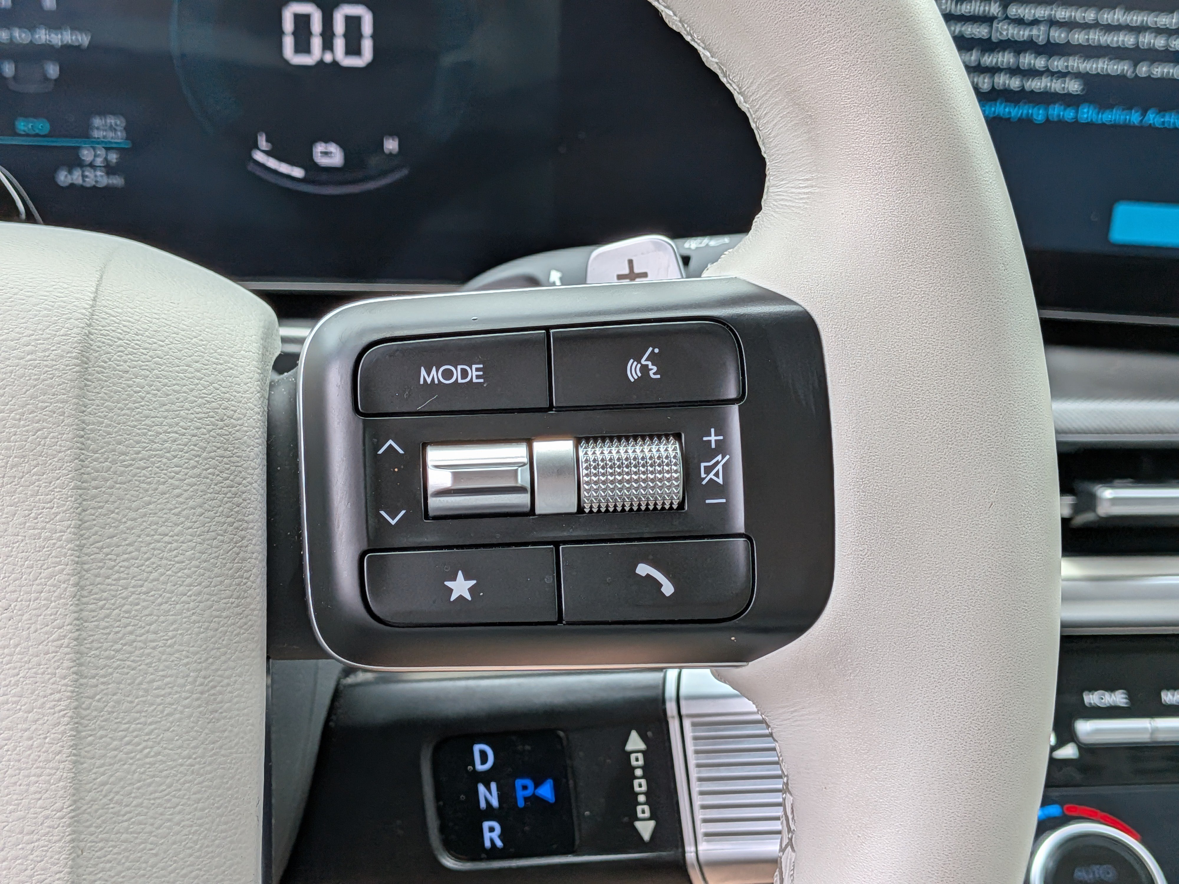 Used 2025 Hyundai Santa Fe SEL FWD image 26