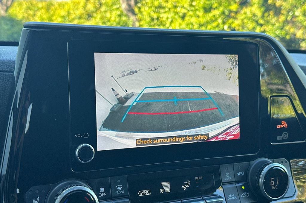 Used 2023 Toyota Highlander XLE w/ Protection Package #3 (TMS) image 20