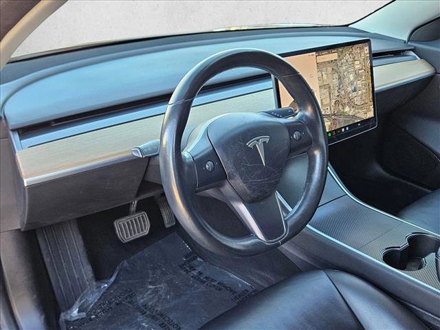 Used 2018 Tesla Model 3 Long Range image 10