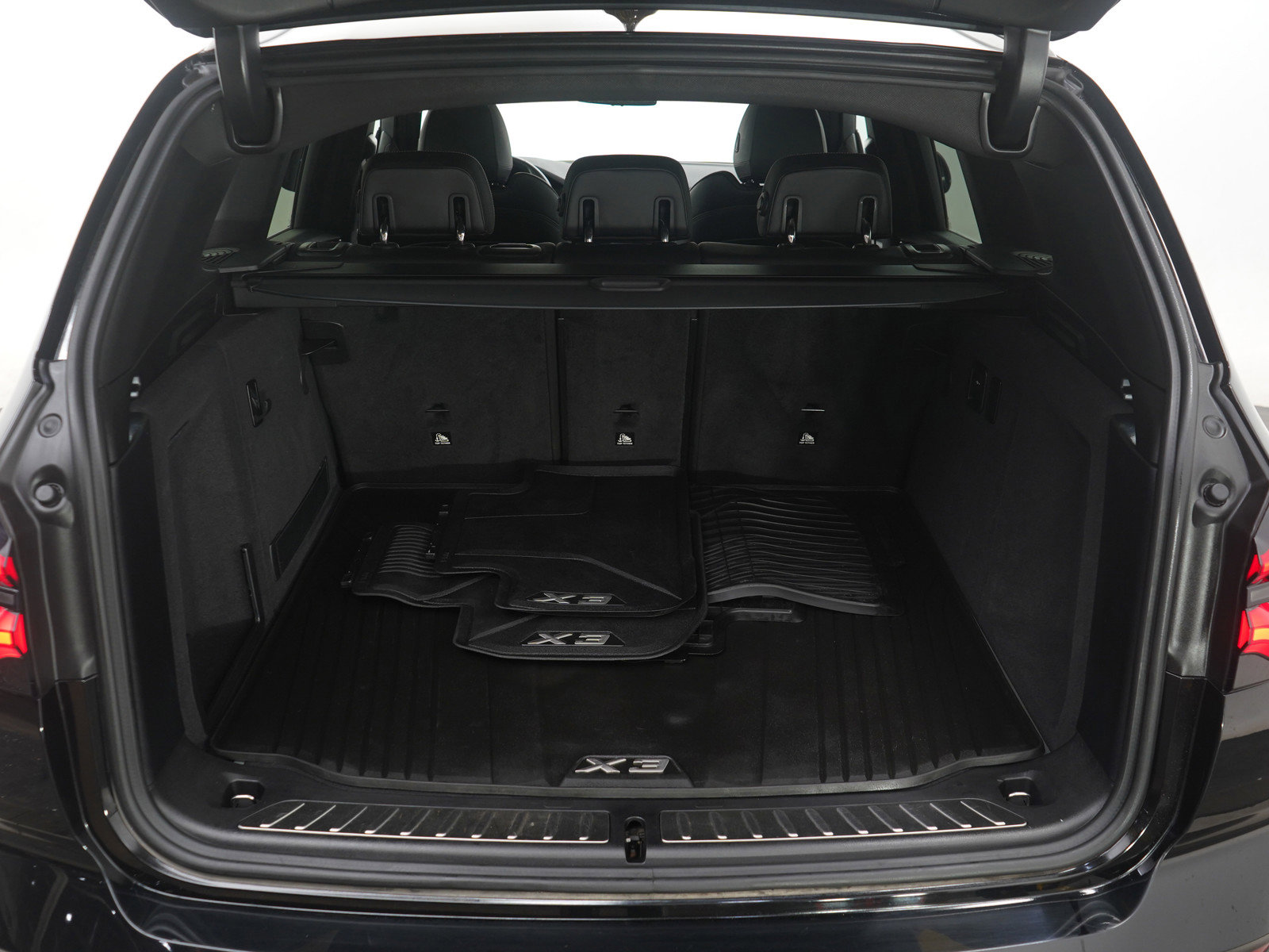 Used 2022 BMW X3 xDrive30i w/ Premium Package 2 image 9