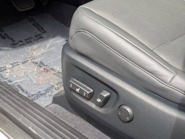 Used 2023 Lexus GX 460 Premium w/ Premium Plus Package image 12