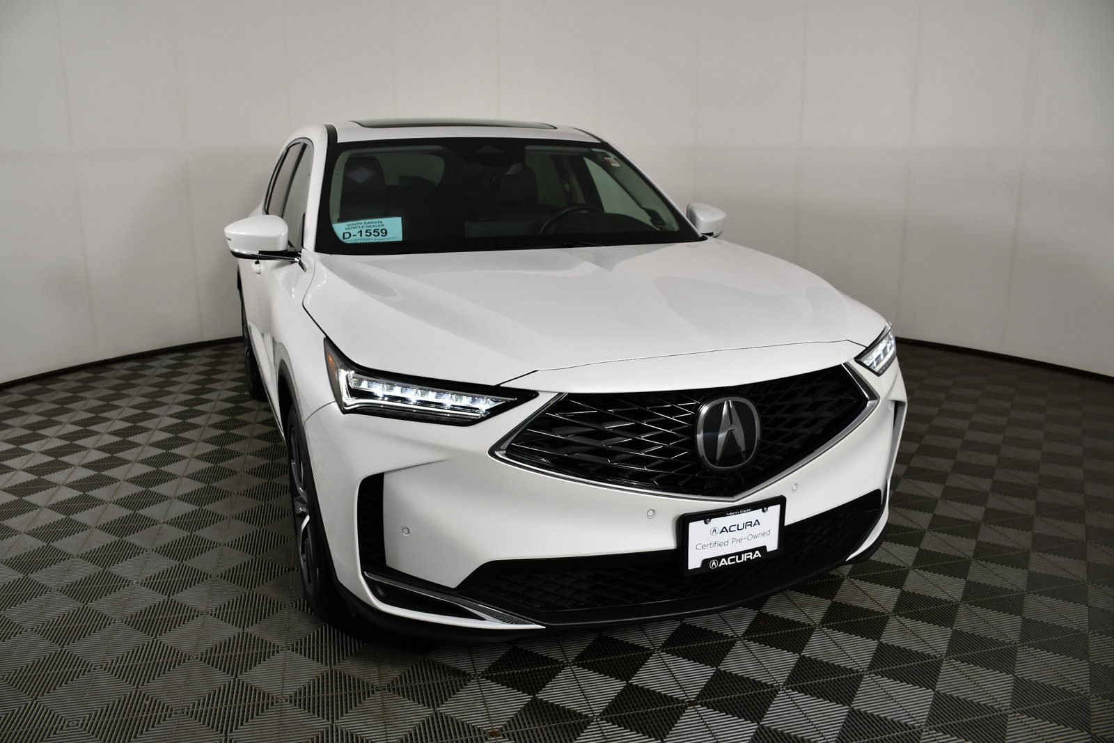 Certified 2025 Acura MDX w/ Technology Package AWD/4WD image 3