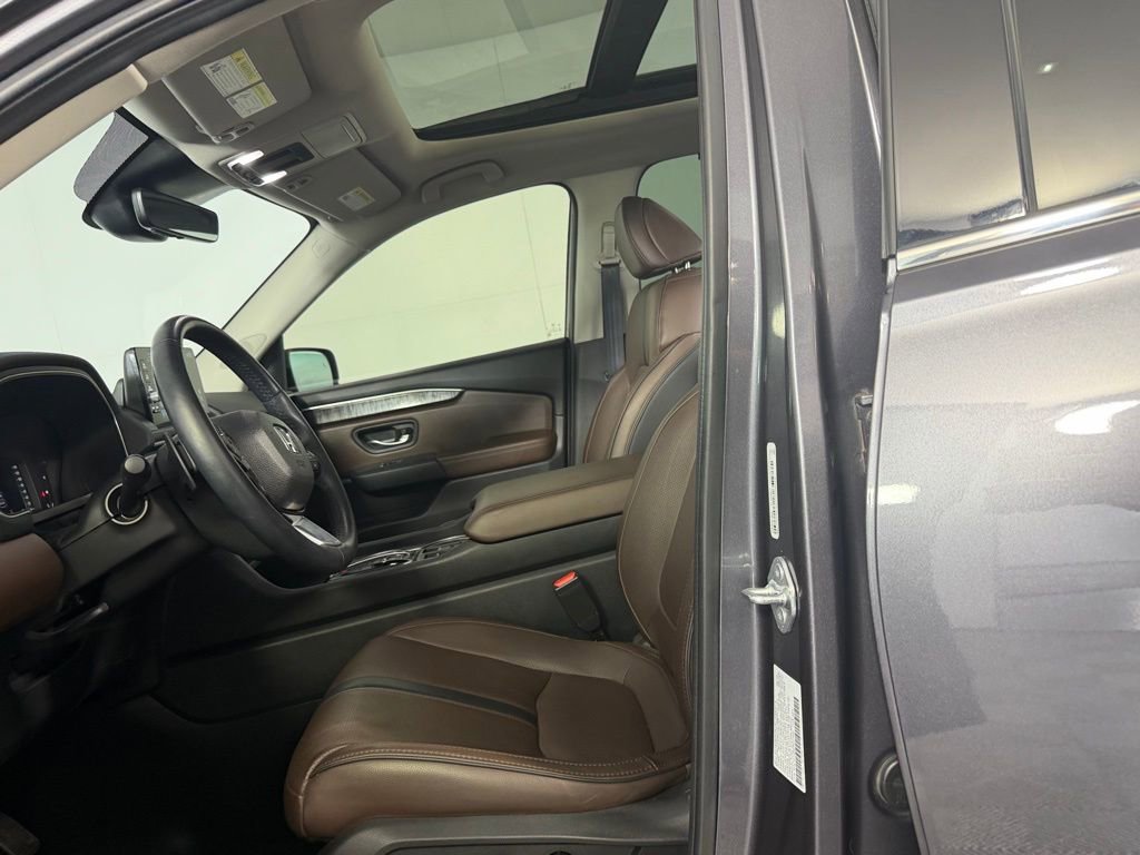 Used 2023 Honda Pilot Elite image 21