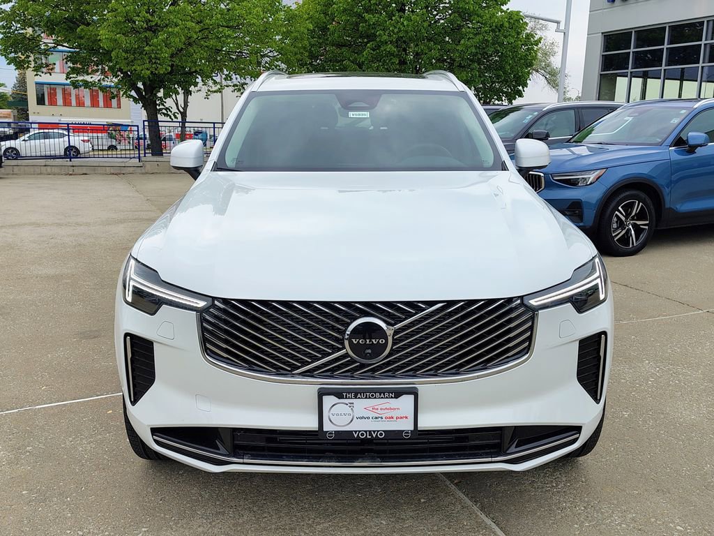 New 2026 Volvo XC90 T8 Plus w/ Protection Package AWD/4WD image 5
