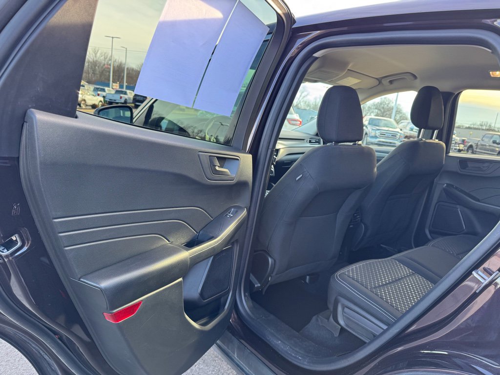 Used 2023 Ford Escape Active image 20