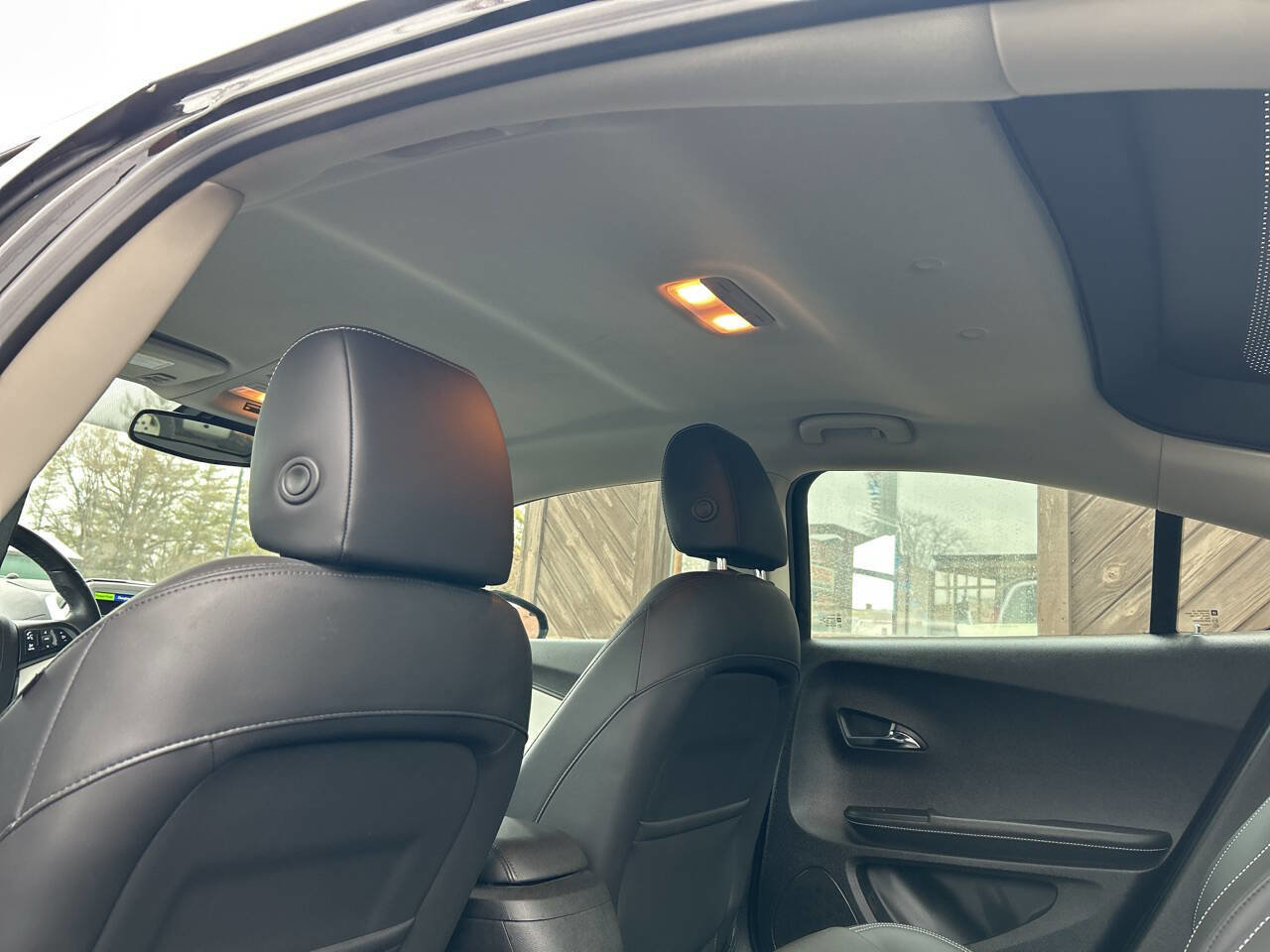 Used 2012 Chevrolet Volt Premium w/ Premium Trim Package image 14