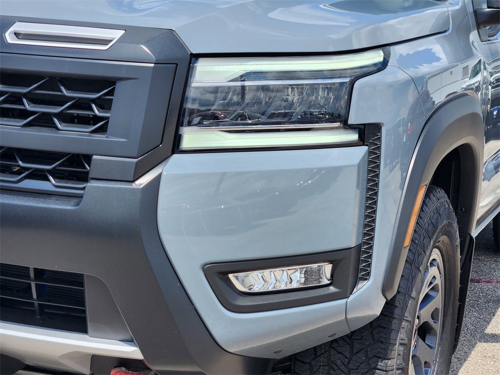 New 2025 Nissan Frontier PRO-4X w/ Interior Protection Package image 5