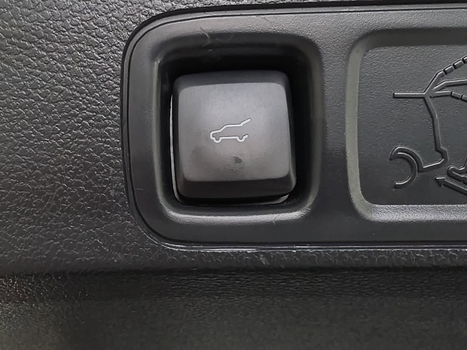 Used 2023 Ford Expedition Limited AWD/4WD image 41