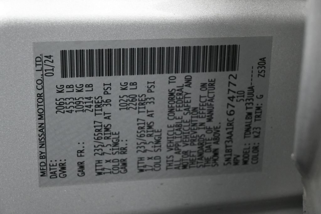 Used 2024 Nissan Rogue S FWD image 16