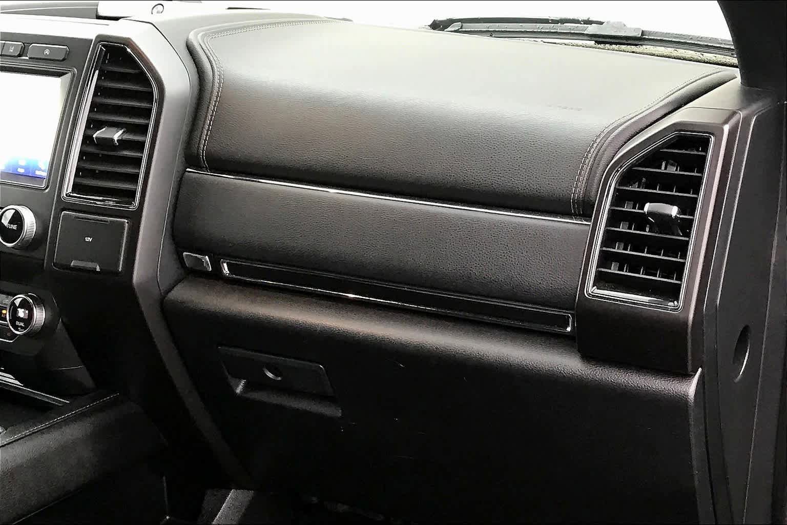 Used 2020 Ford Expedition Limited RWD image 19