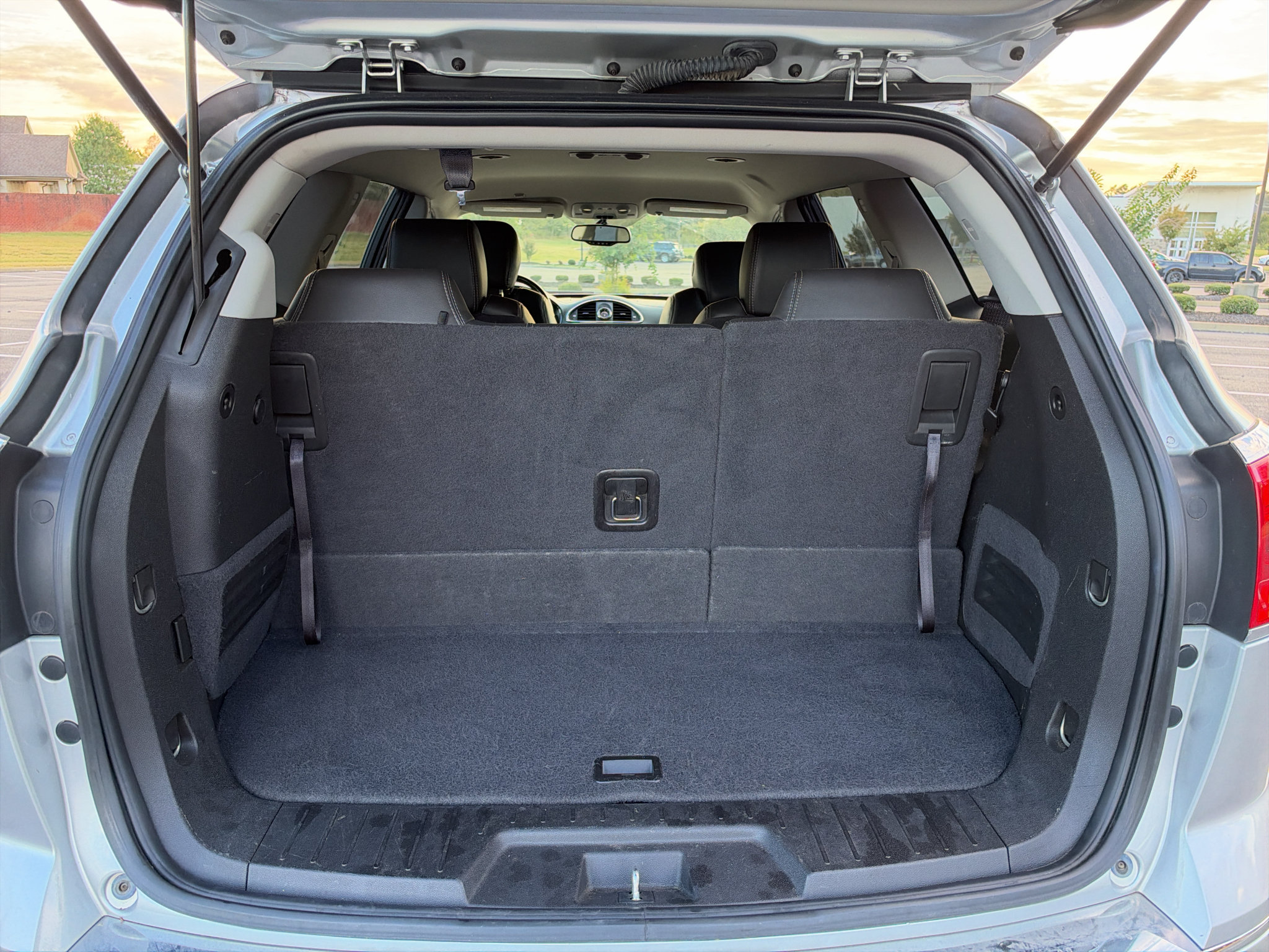 Used 2015 Buick Enclave Leather FWD image 16