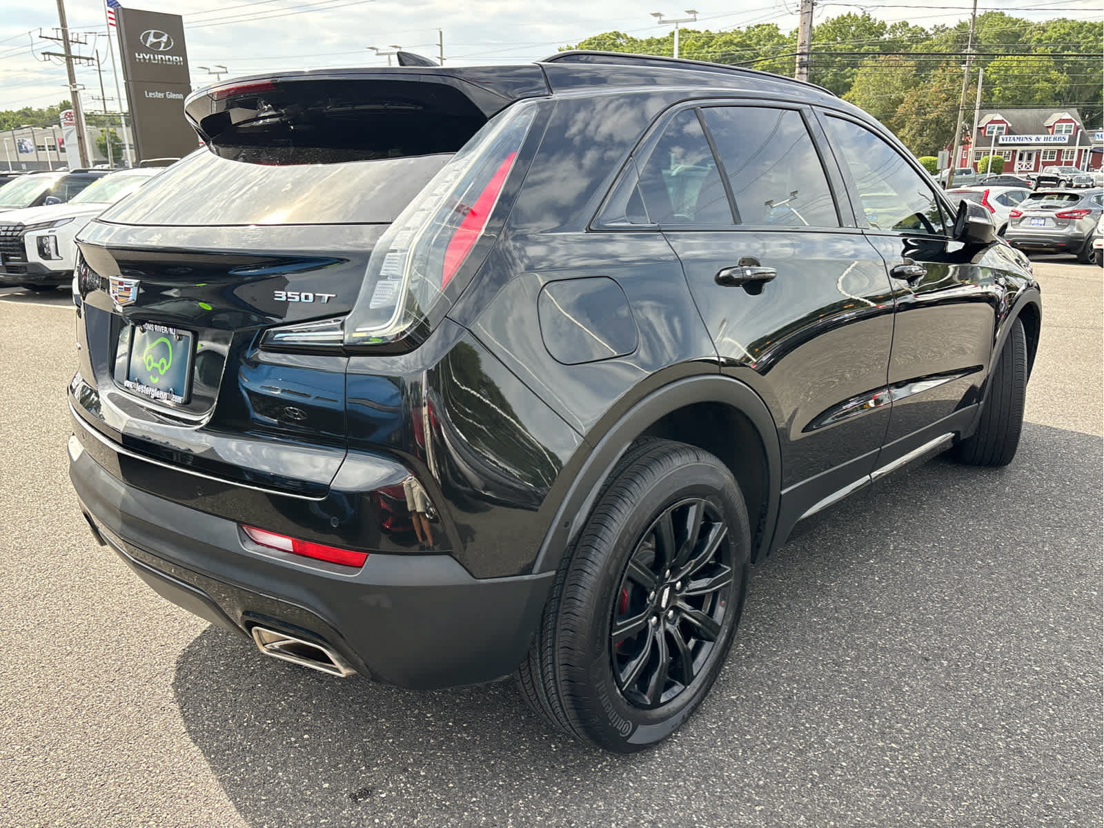 Certified 2021 Cadillac XT4 Sport w/ Enhanced Visibility Package AWD/4WD image 33