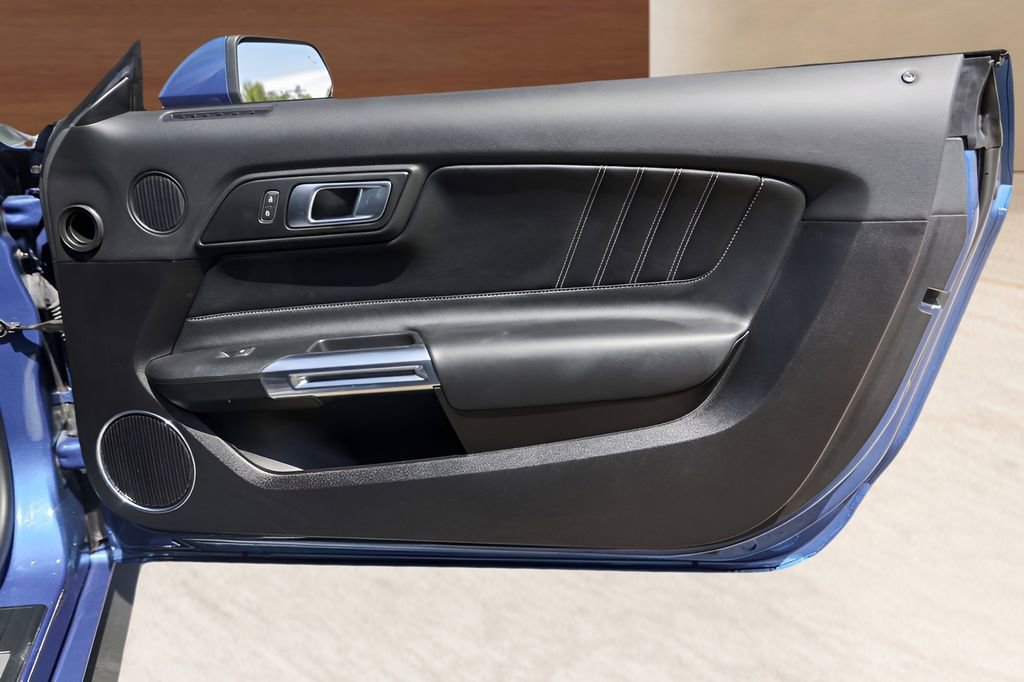 Used 2022 Ford Mustang GT Premium image 22