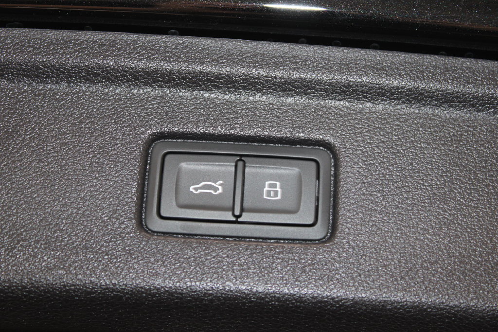 Used 2023 Audi A5 2.0T Premium w/ Convenience Package AWD/4WD image 30