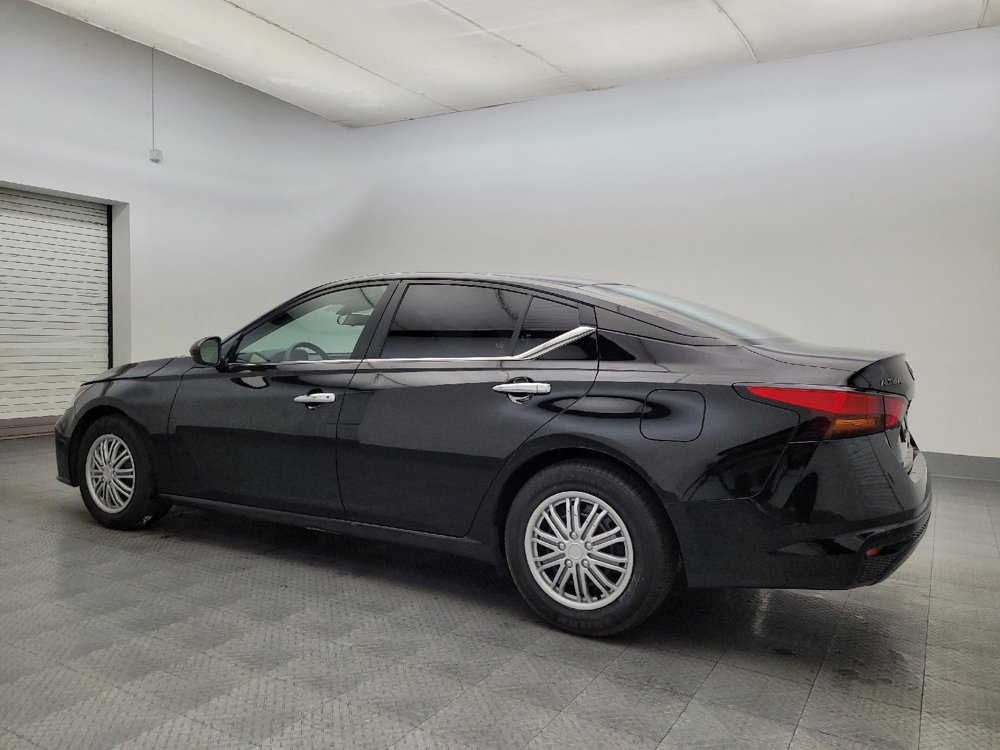 Used 2024 Nissan Altima 2.5 S image 3