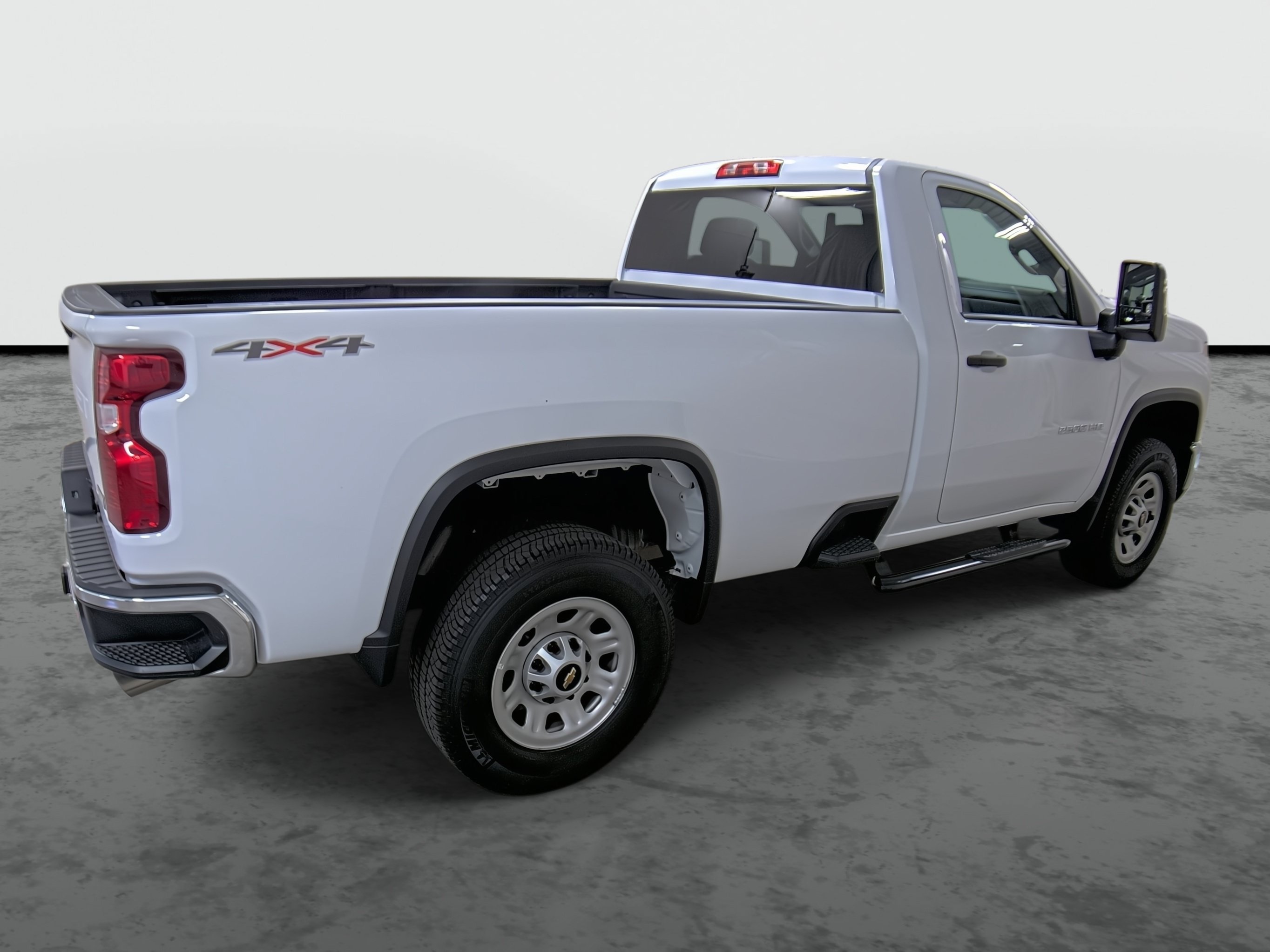 Used 2026 Chevrolet Silverado 2500 W/T w/ WT/CX Safety Package AWD/4WD image 4