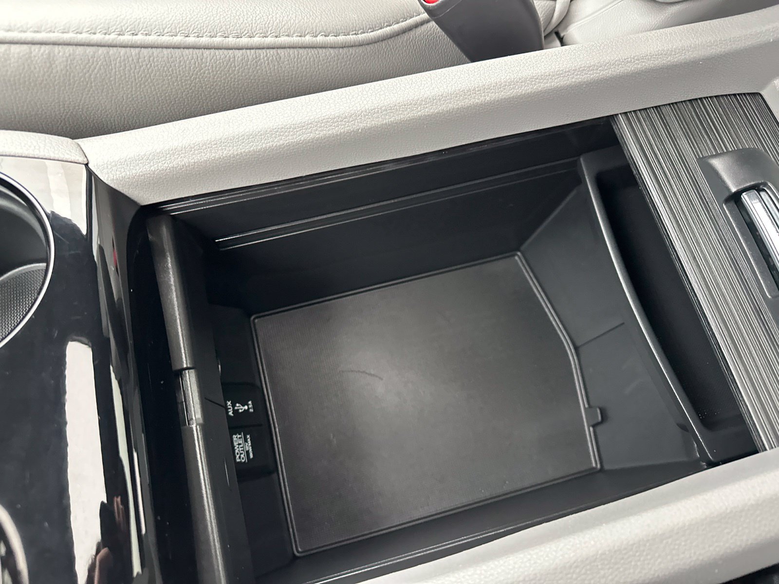 Used 2017 Honda Pilot Elite image 73
