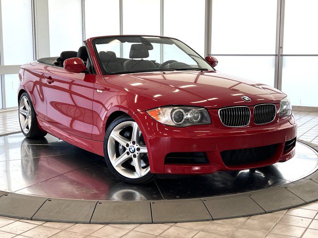 Used 2010 BMW 135i Convertible RWD image 1