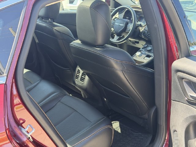 Used 2016 Chrysler 200 C w/ Premium Group FWD image 22