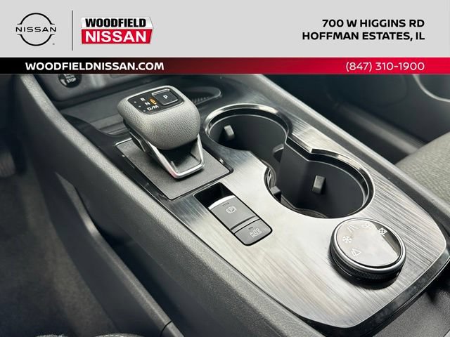Certified 2025 Nissan Rogue SV AWD/4WD image 32