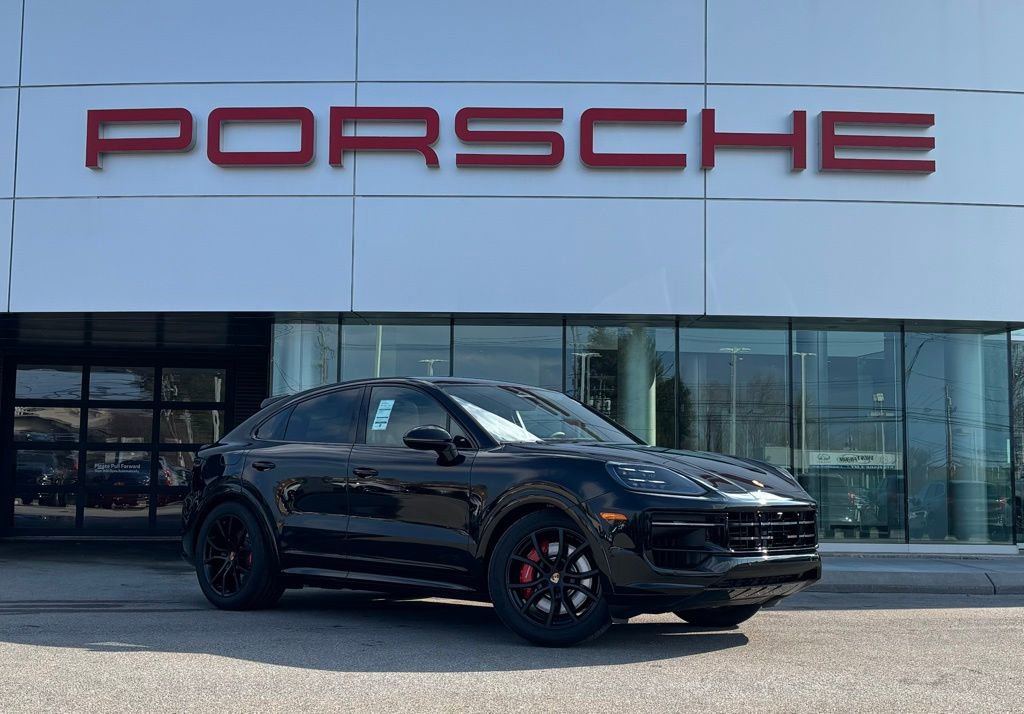 New 2026 Porsche Cayenne GTS AWD/4WD image 17