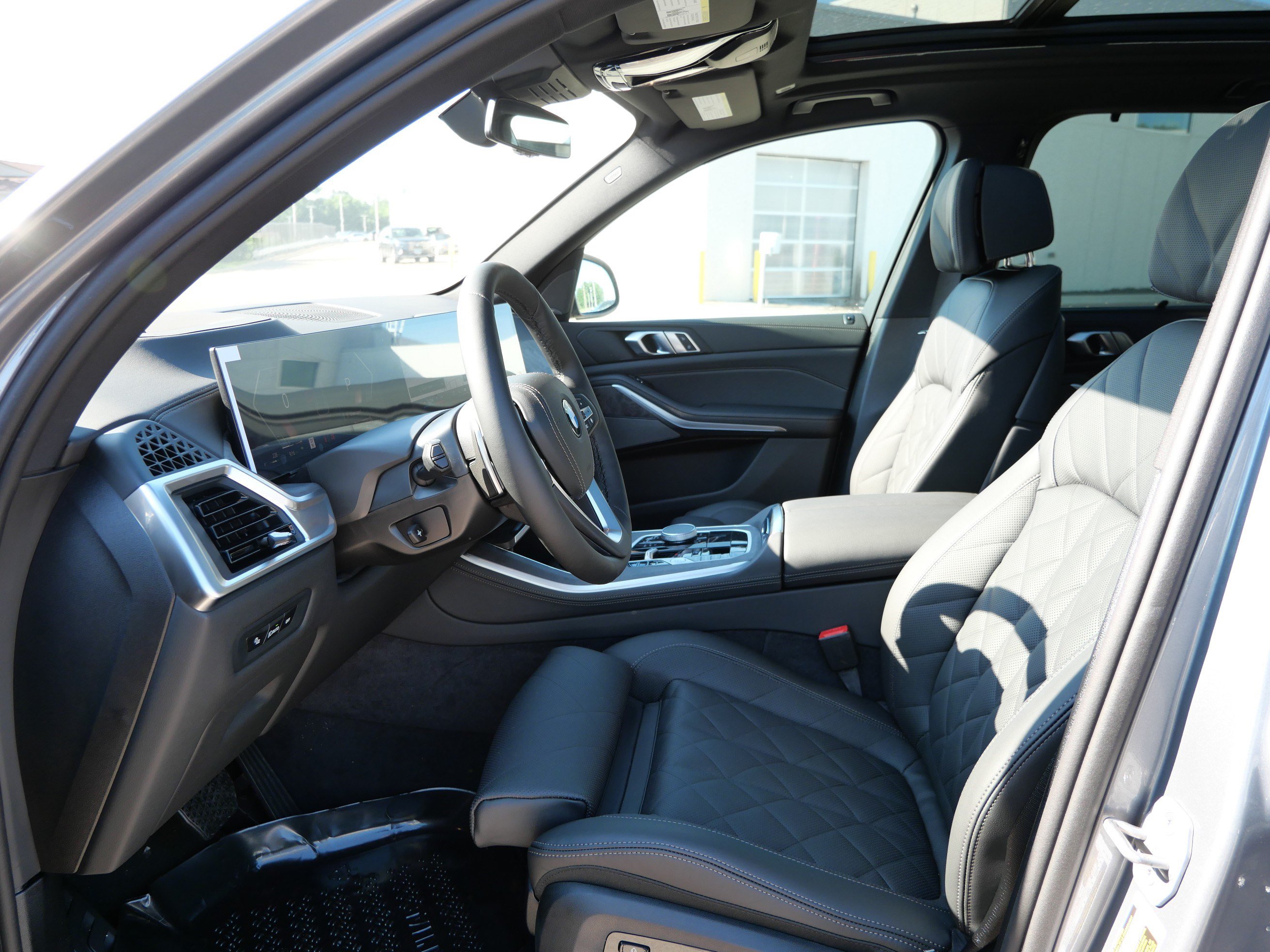 New 2026 BMW X5 xDrive40i AWD/4WD image 5