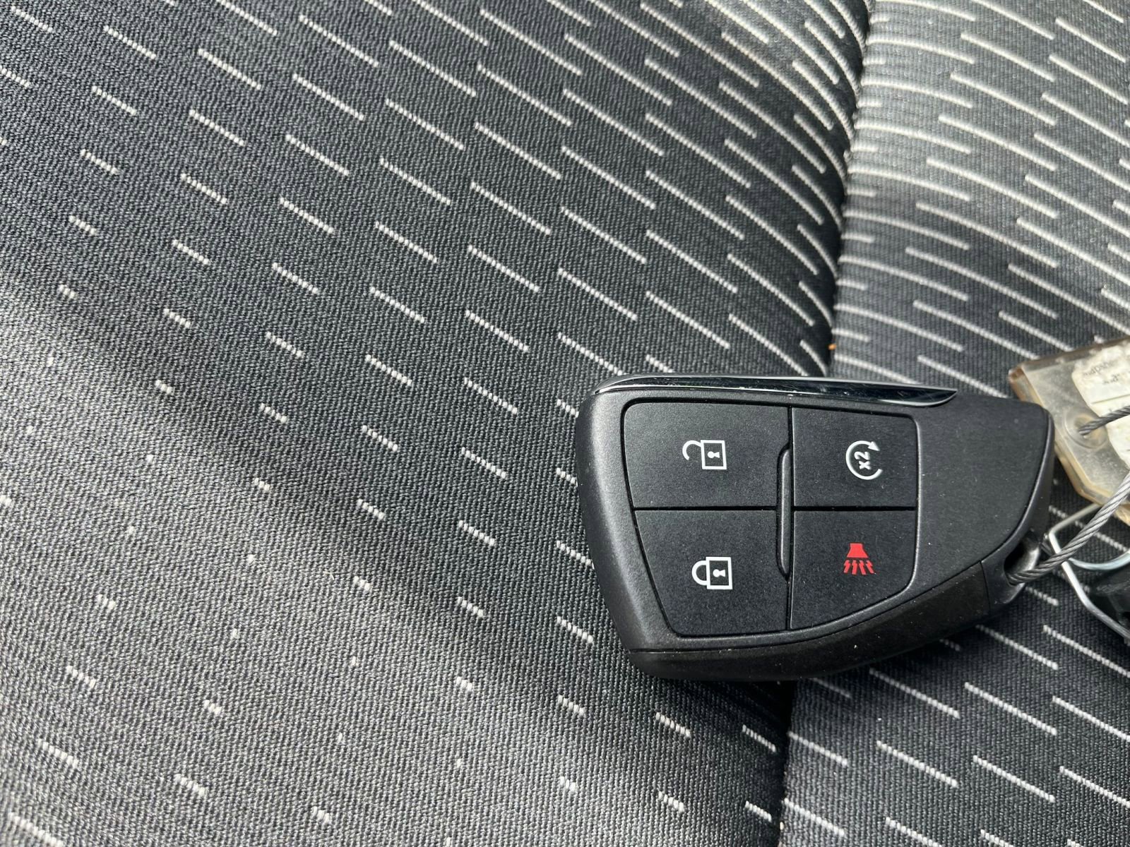 Used 2025 Chevrolet Equinox LT FWD image 23