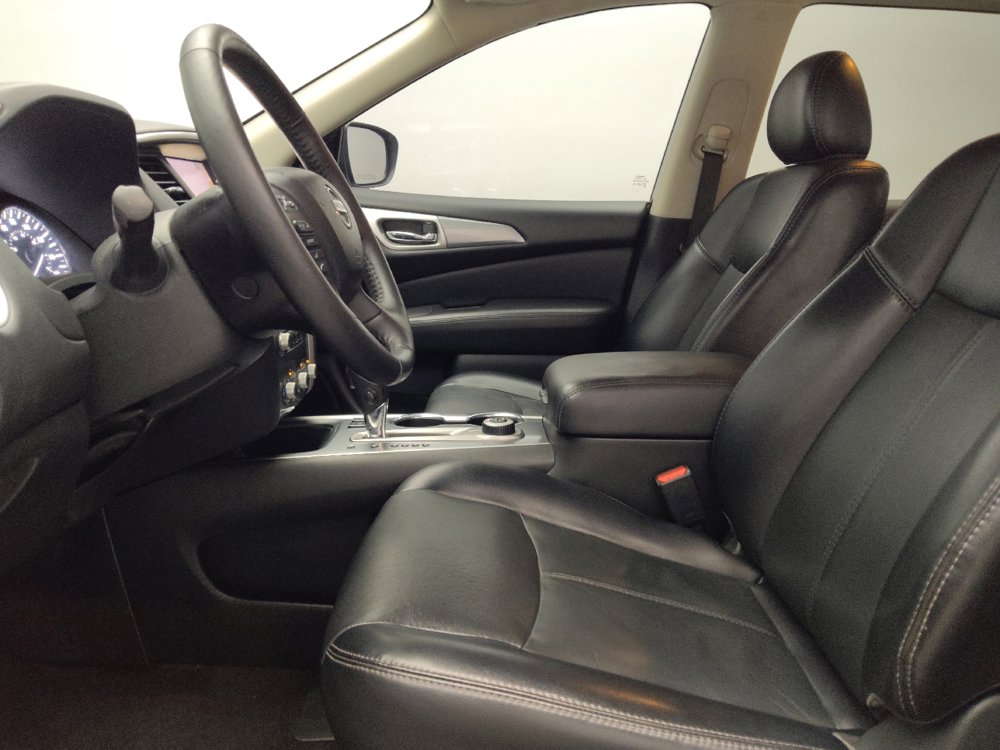 Used 2020 Nissan Pathfinder SL AWD/4WD image 17