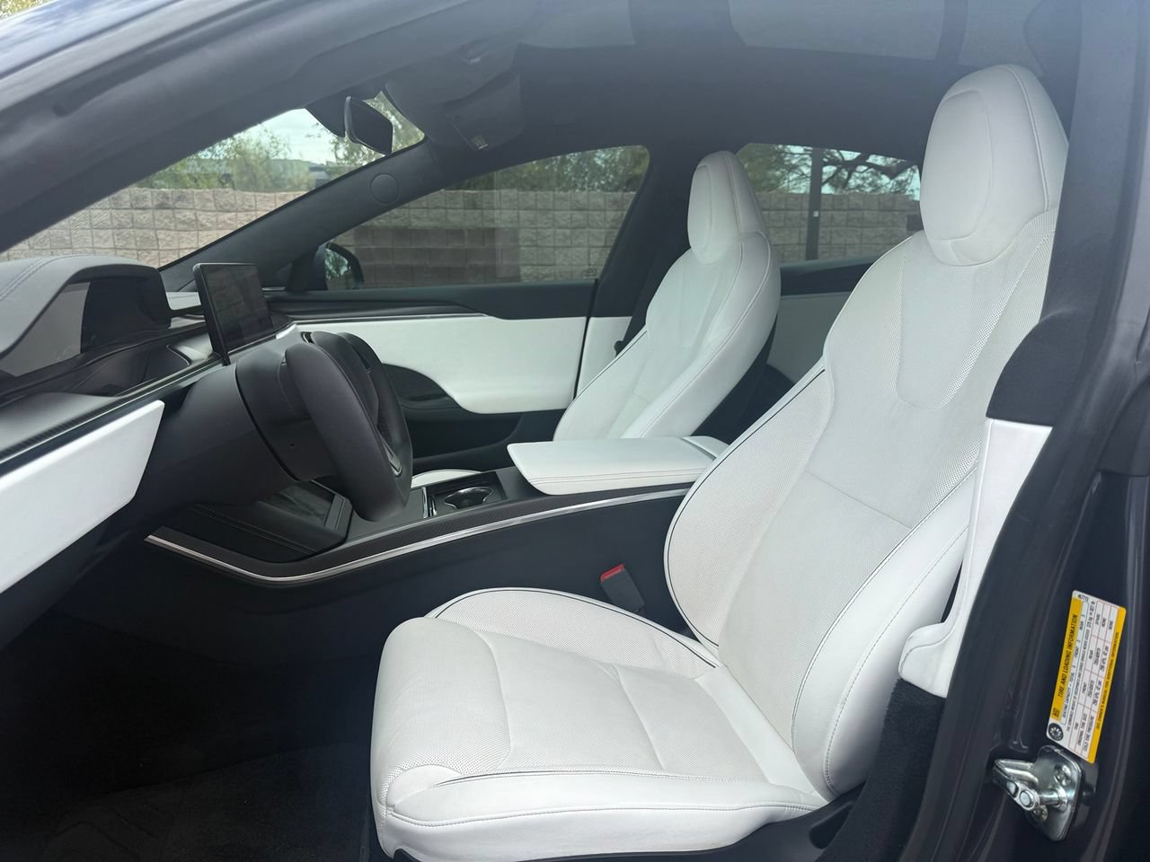 Used 2022 Tesla Model S Plaid AWD/4WD image 11