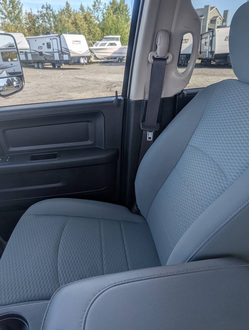 Used 2017 RAM 2500 Tradesman w/ Chrome Appearance Group AWD/4WD image 19