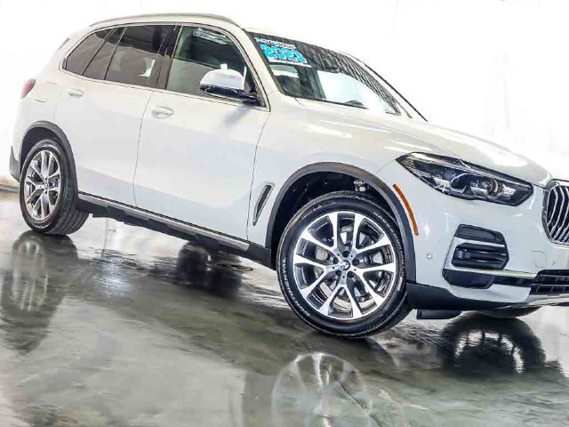 Used 2023 BMW X5 xDrive40i w/ Premium Package AWD/4WD image 20