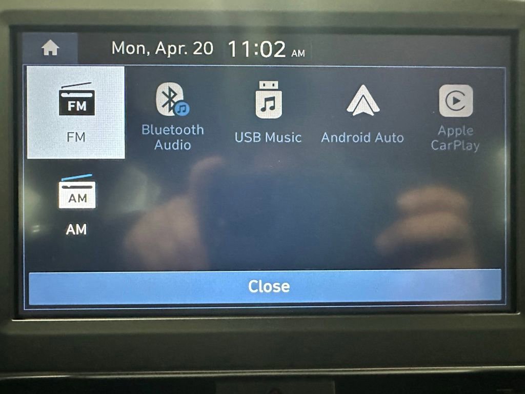 Used 2025 Hyundai Elantra SE FWD image 28