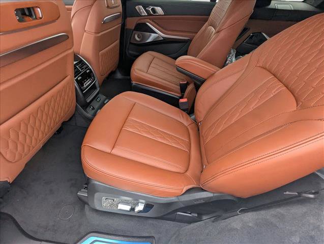 New 2026 BMW X7 M60i image 15