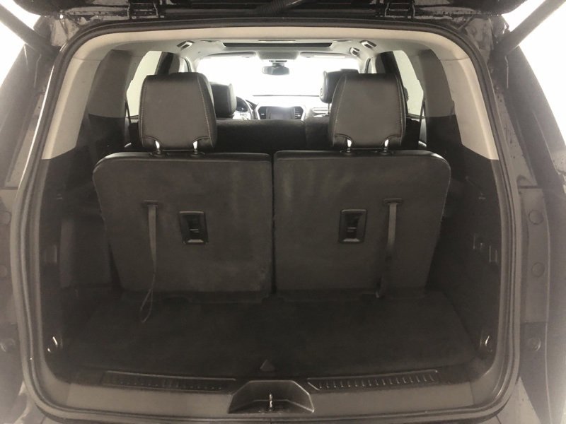 Used 2021 GMC Acadia SLT w/ Elevation Edition image 9