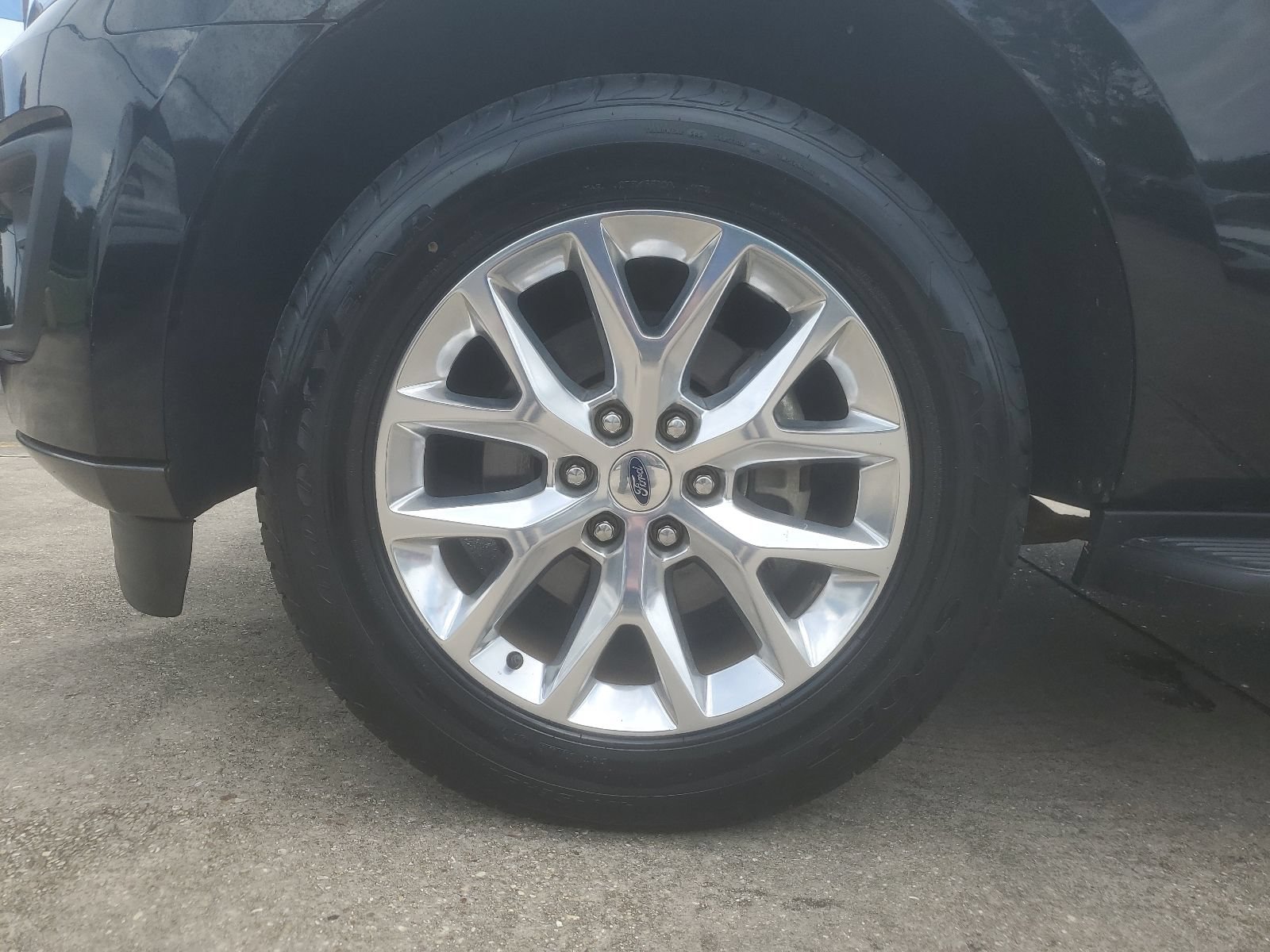 Used 2020 Ford Expedition XLT RWD image 7