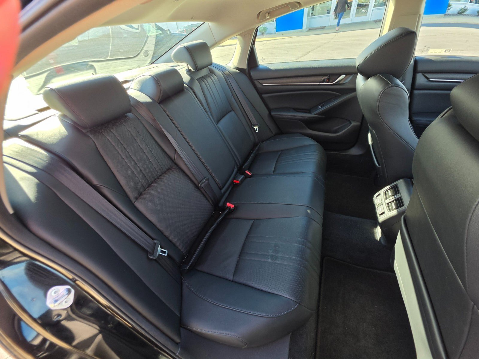 Used 2021 Honda Accord Touring image 17