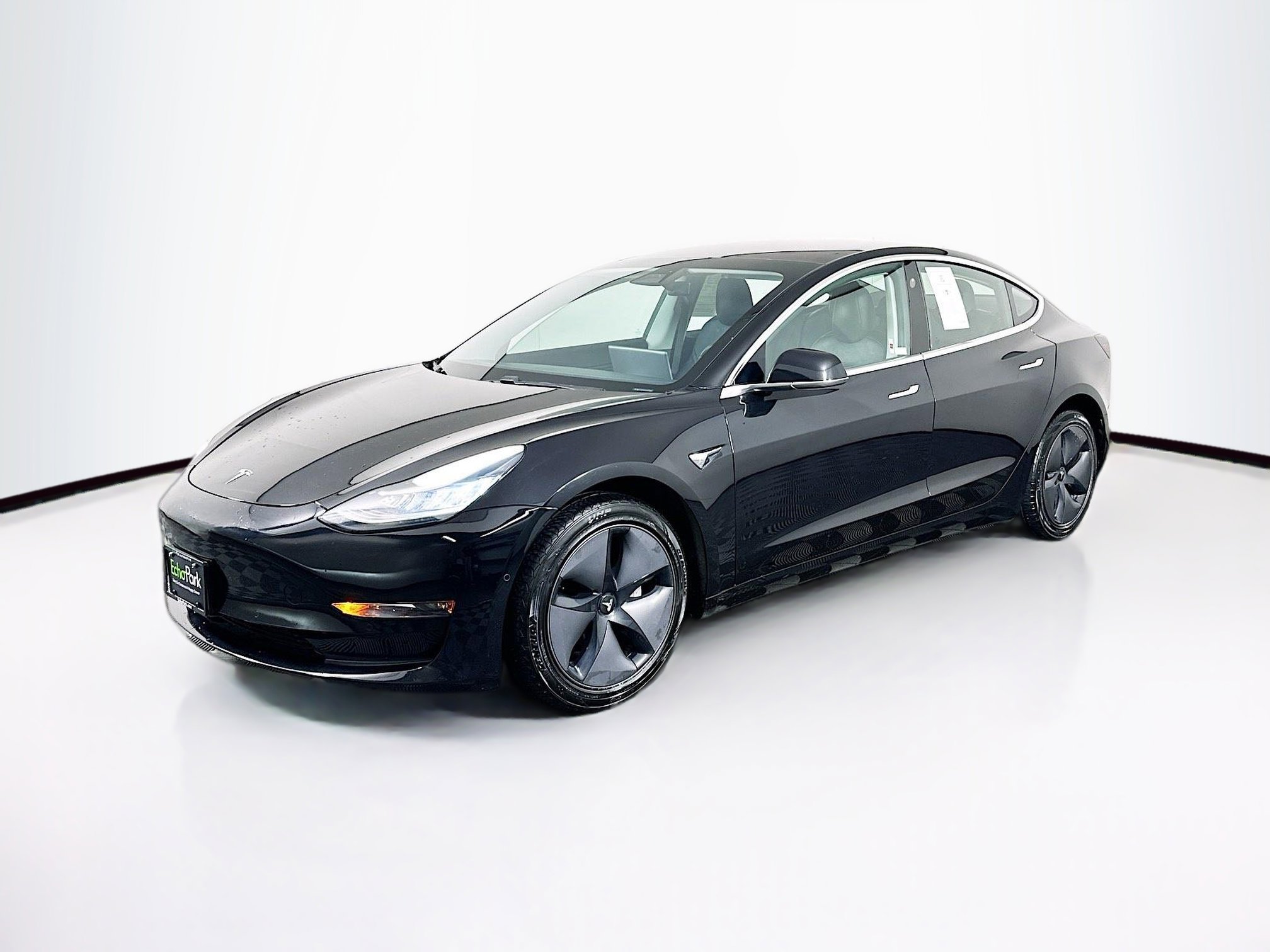 Used 2018 Tesla Model 3 Long Range image 3