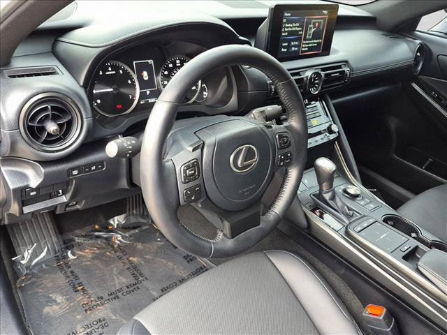 Used 2025 Lexus IS 350 F Sport w/ Accessory Package RWD image 9
