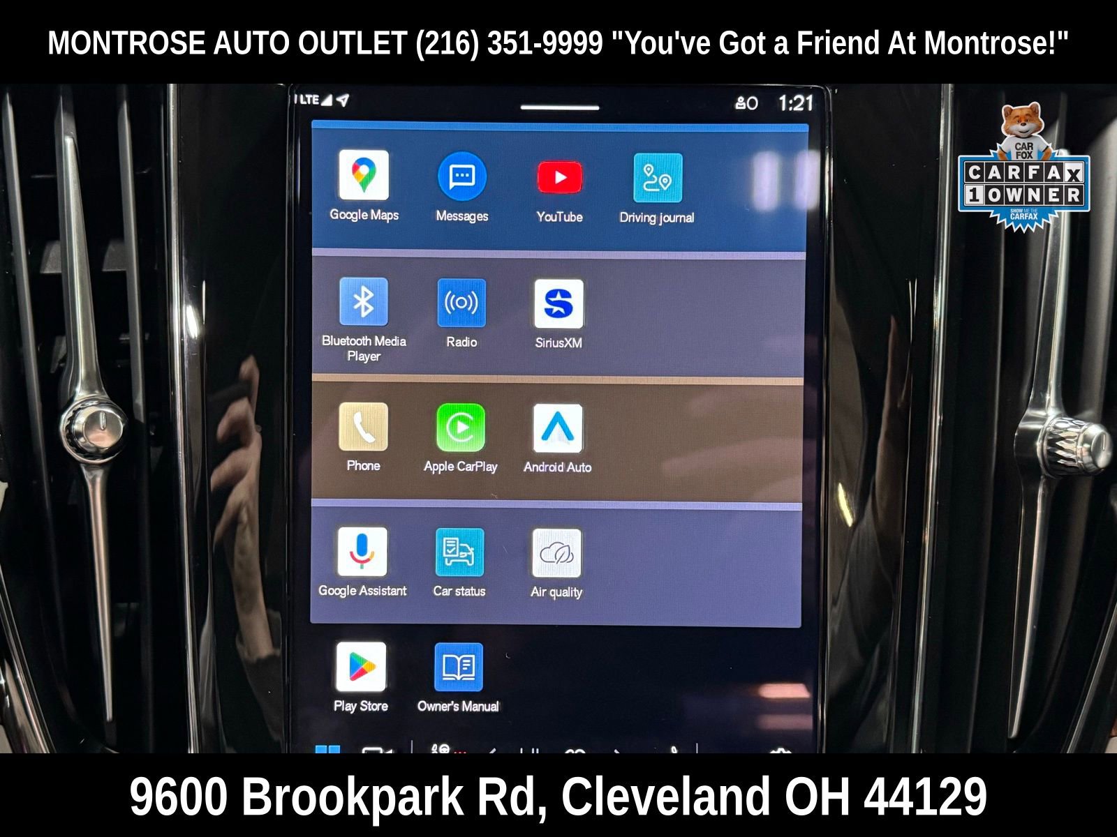 Used 2025 Volvo V60 B5 Cross Country Plus image 25