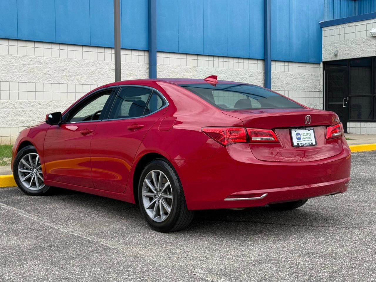 Used 2018 Acura TLX w/ Technology Package image 7