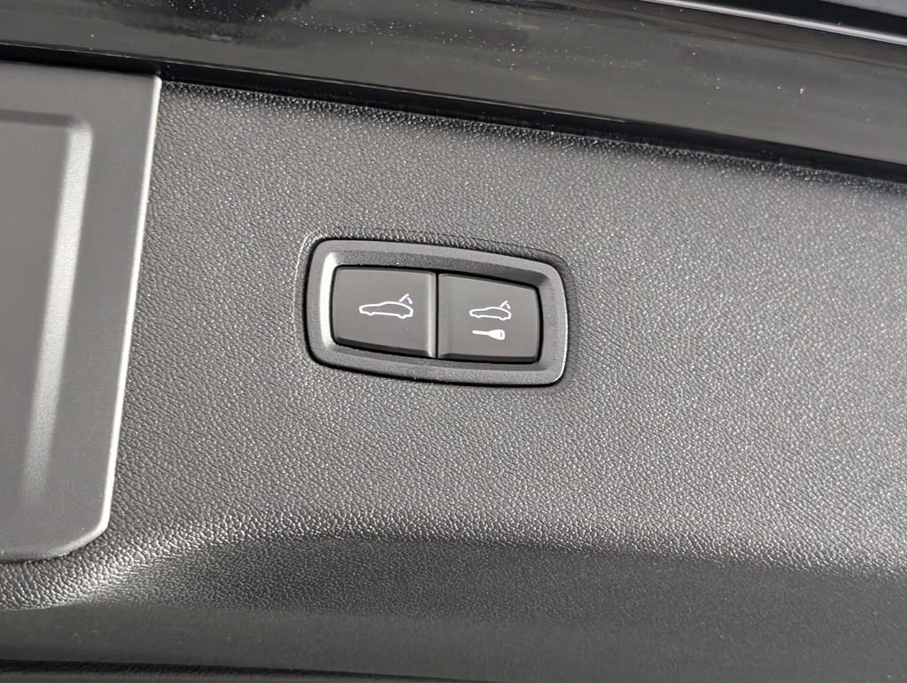 New 2026 Porsche Cayenne image 18